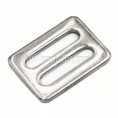 Ce standarde de siguranță ar trebui să îndeplinească catarama pentru cărucior...